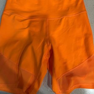 Got booty biker shorts size medium tenessee orange